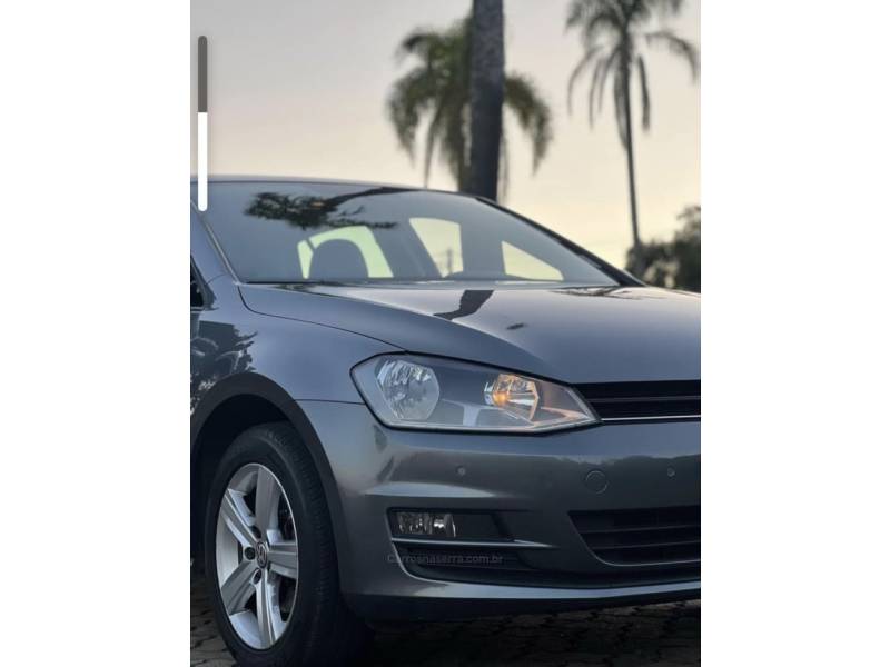VOLKSWAGEN - GOLF - 2016/2016 - Cinza - R$ 74.900,00