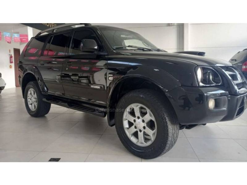 MITSUBISHI - PAJERO SPORT - 2009/2010 - Preta - R$ 65.000,00