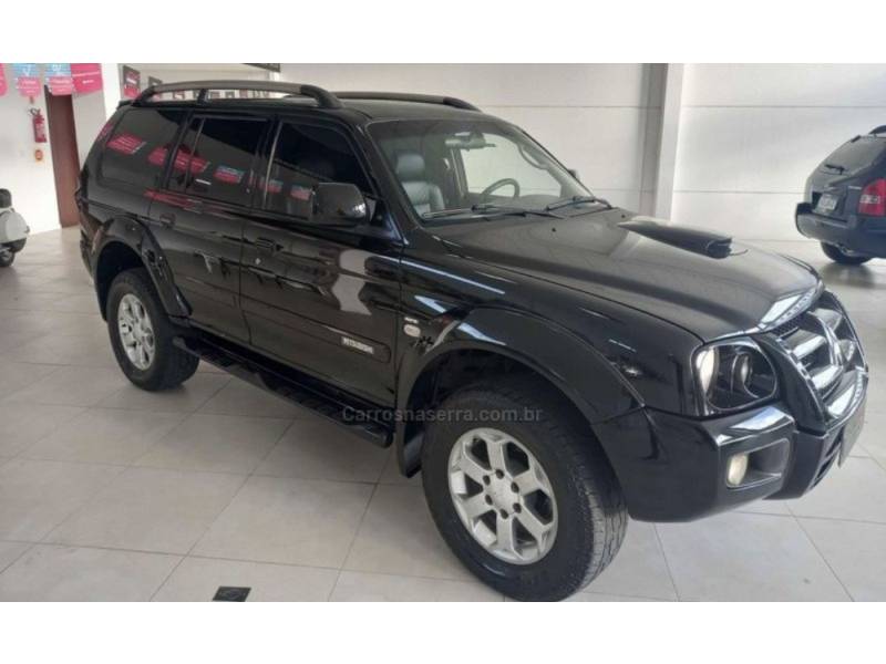 MITSUBISHI - PAJERO SPORT - 2009/2010 - Preta - R$ 65.000,00