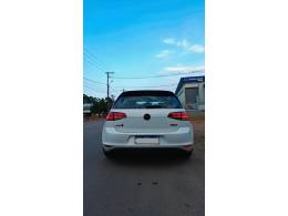 VOLKSWAGEN - GOLF - 2014/2015 - Branca - R$ 125.000,00