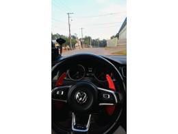 VOLKSWAGEN - GOLF - 2014/2015 - Branca - R$ 125.000,00