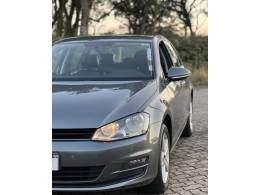 VOLKSWAGEN - GOLF - 2016/2016 - Cinza - R$ 73.900,00